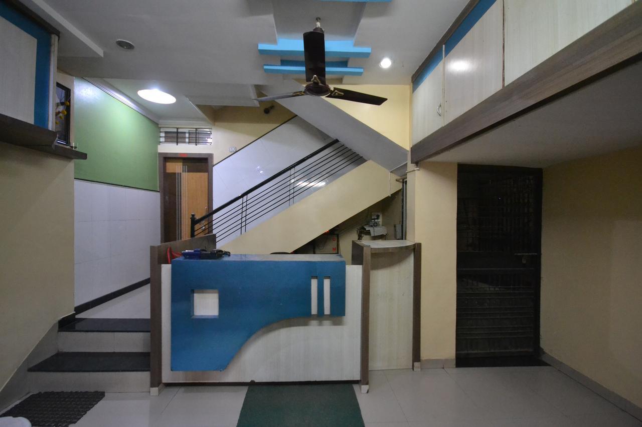 Hotel Madhava Shirdi Exterior foto