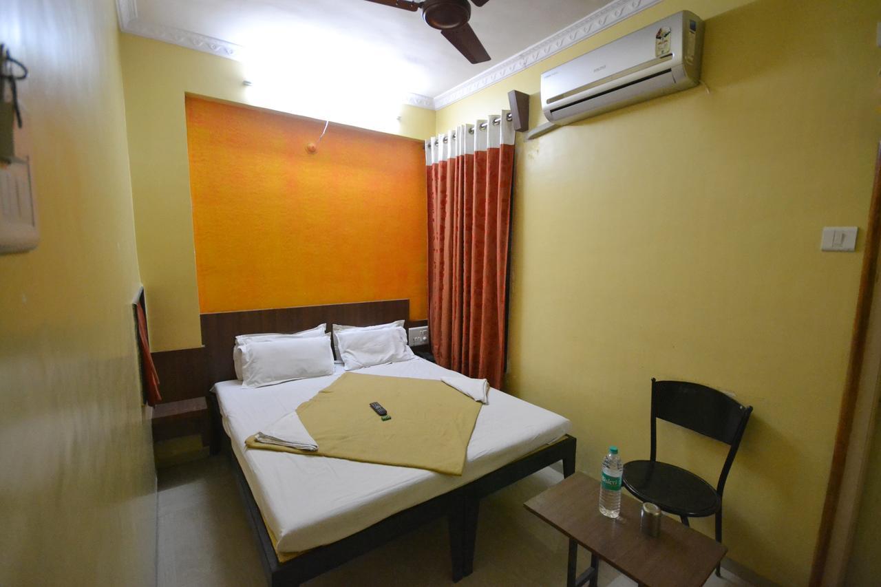 Hotel Madhava Shirdi Exterior foto